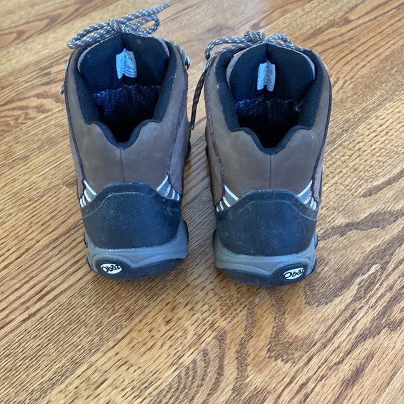 Óboz waterproof hiking boots. Size 8   Walnut color - Picture 4 of 10